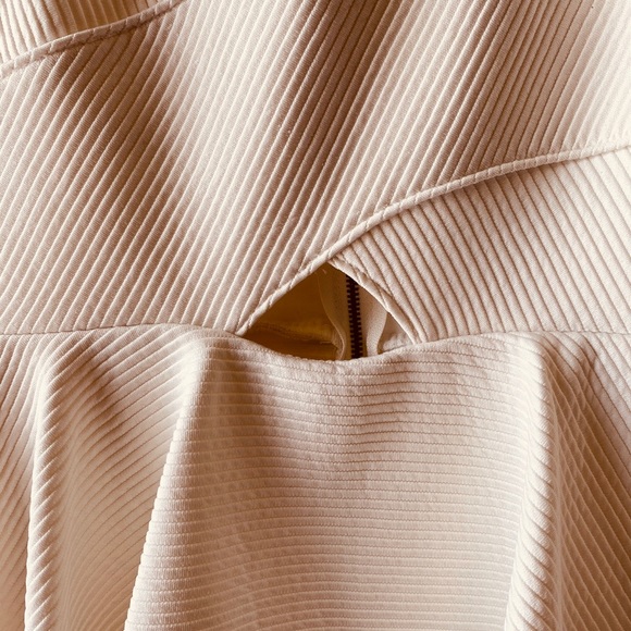 Cute stylish dress 👗 - Picture 4 of 10